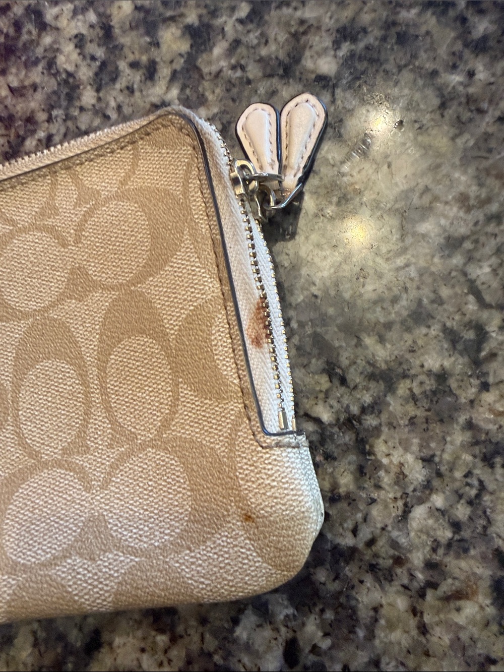 4 clutch bundle - Picture 2 of 15